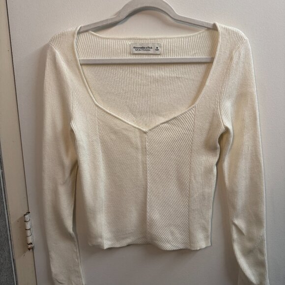 Abercrombie Sweetheart Neckline Sweater - Picture 2 of 3